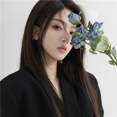 白面包车里的人